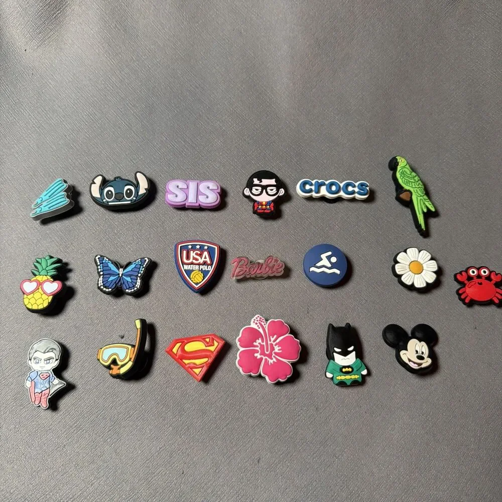 19Shoe Charms for Crocs – Mixed Cartoon  & Character Designs-L